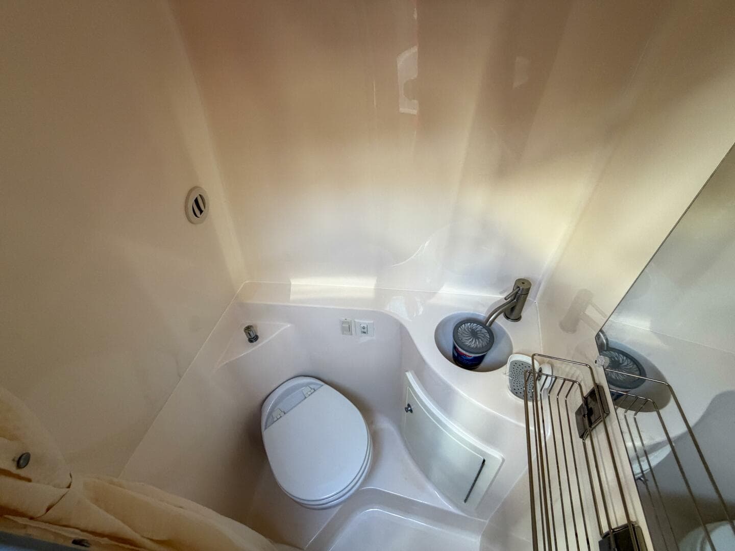 2020 Regal 26 Express — photo 7