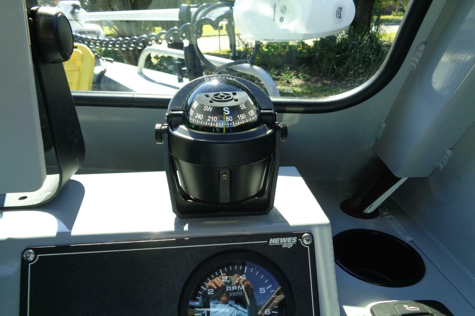 2022 Hewes 210 Sea Runner Et HT — photo 15