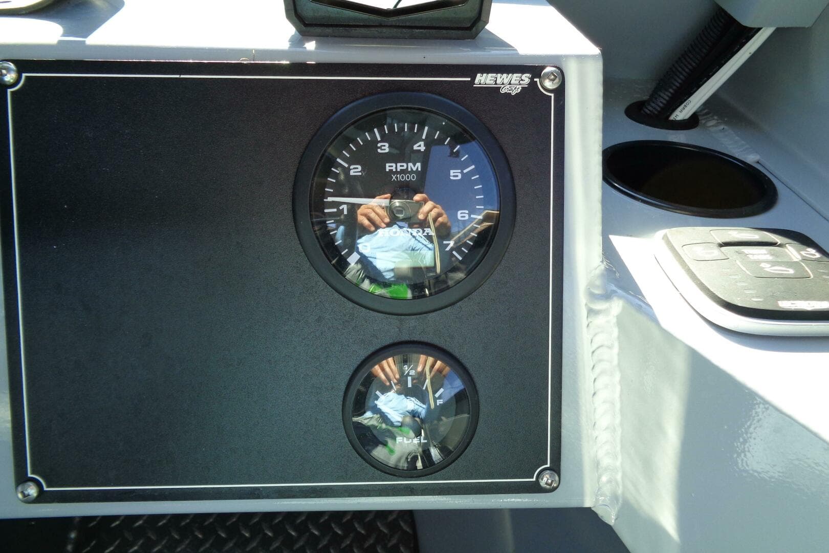 2022 Hewes 210 Sea Runner Et HT — photo 14