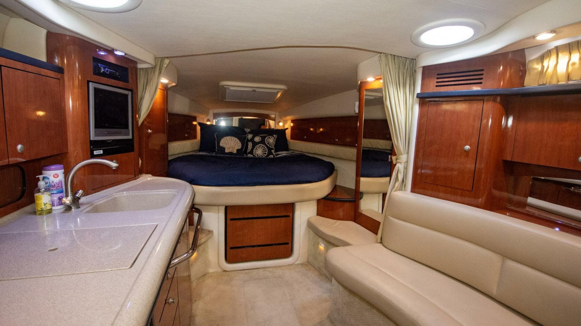 2007 Sea Ray 340 Sundancer — photo 5