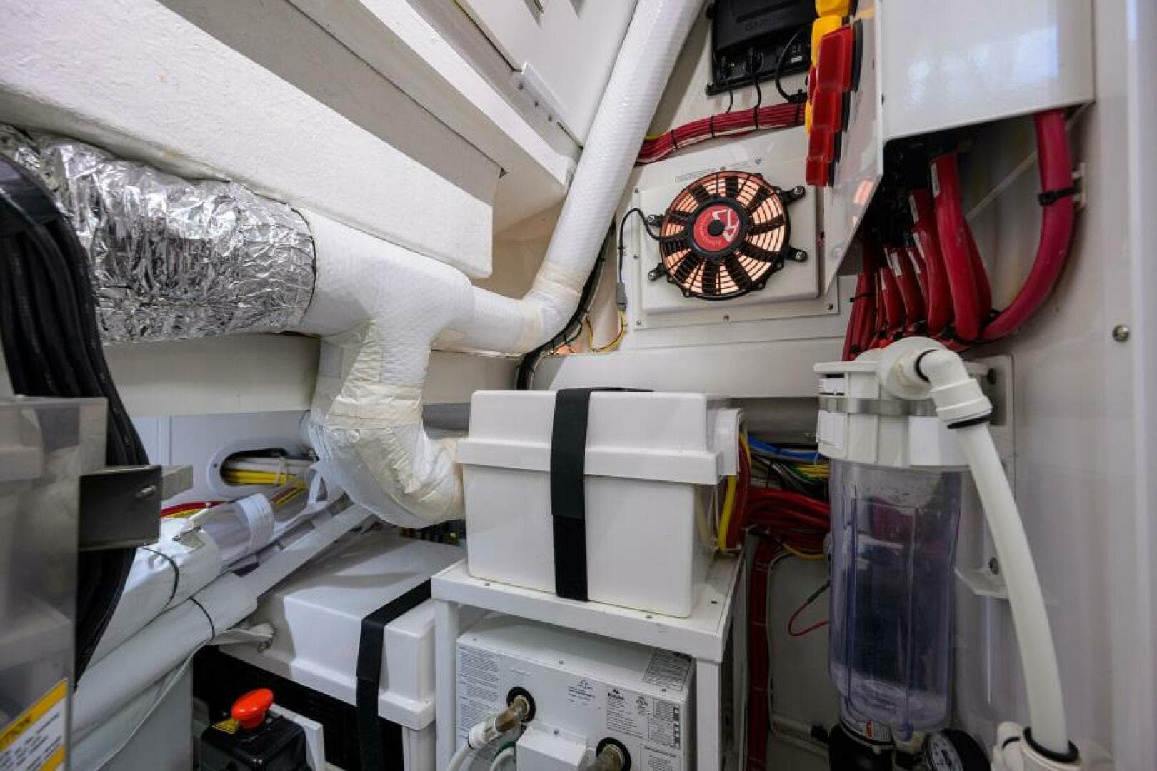 2022 Valhalla Boatworks V-46 — photo 30