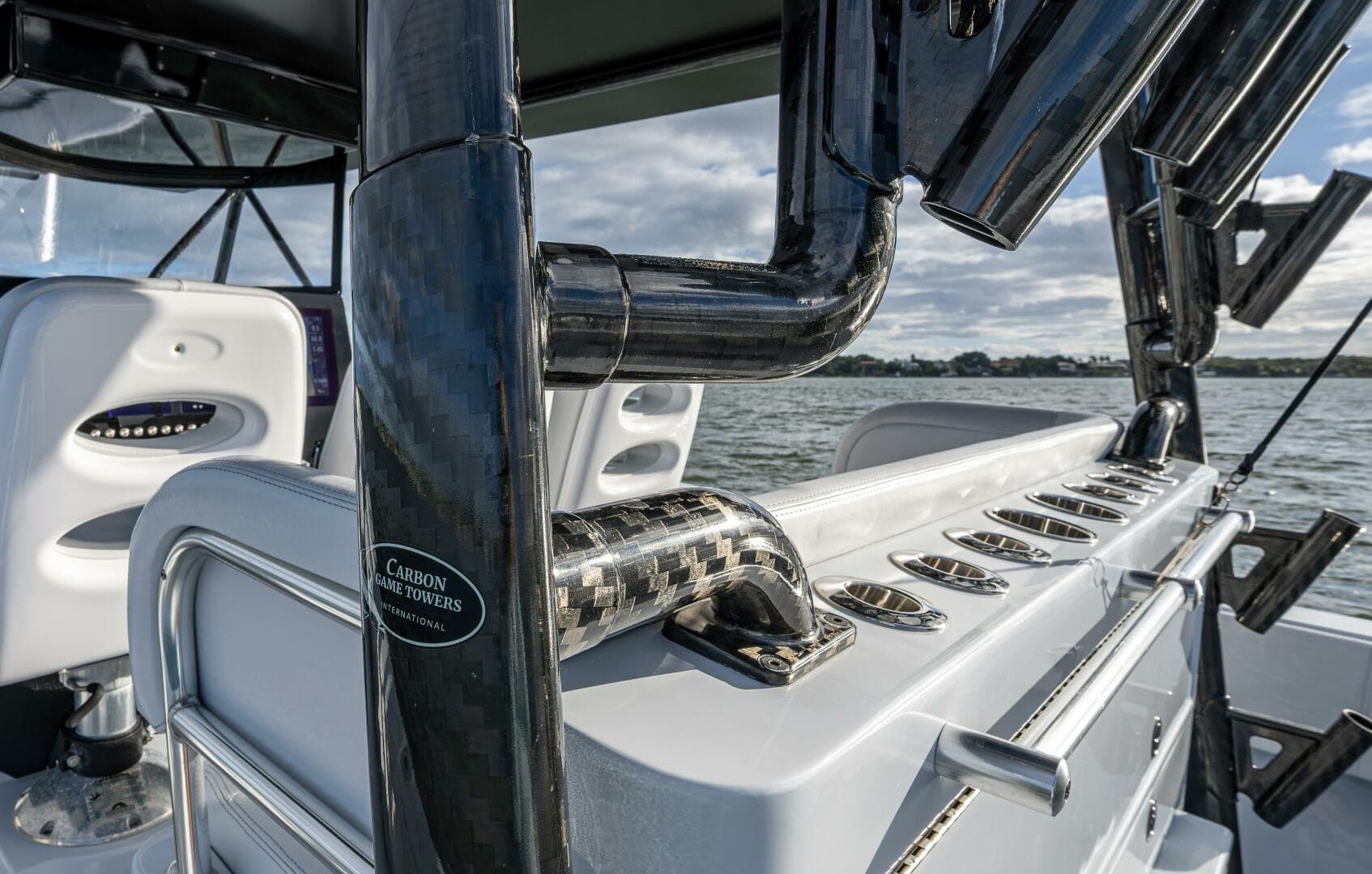 2024 Contender 44 ST — photo 10