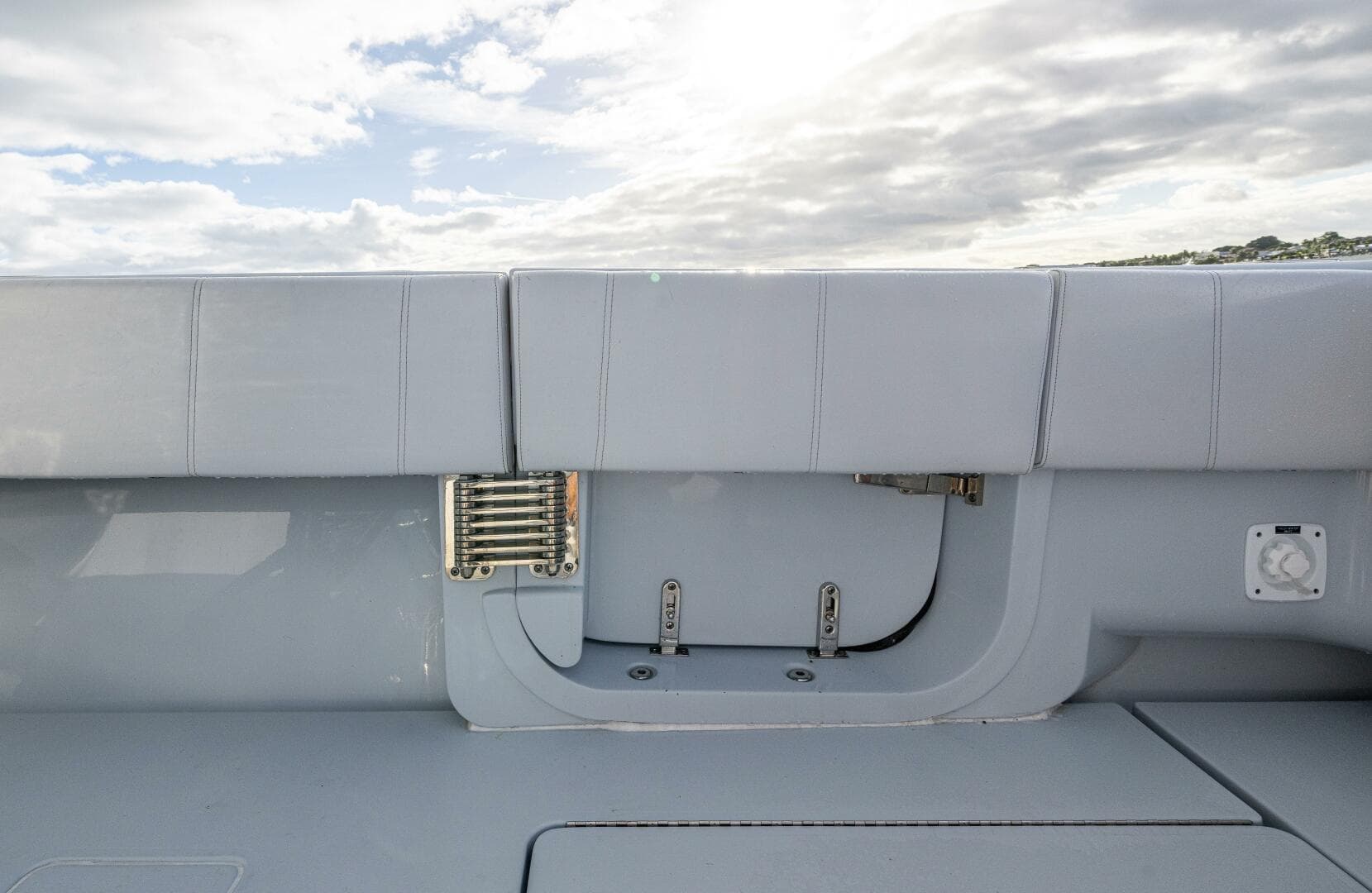 2024 Contender 44 ST — photo 11