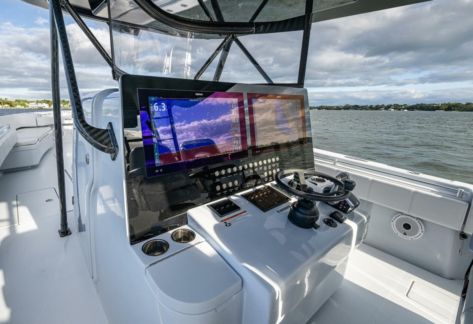 2024 Contender 44 ST — photo 5