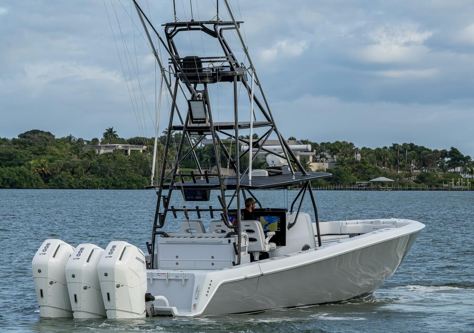 2024 Contender 44 ST — photo 4