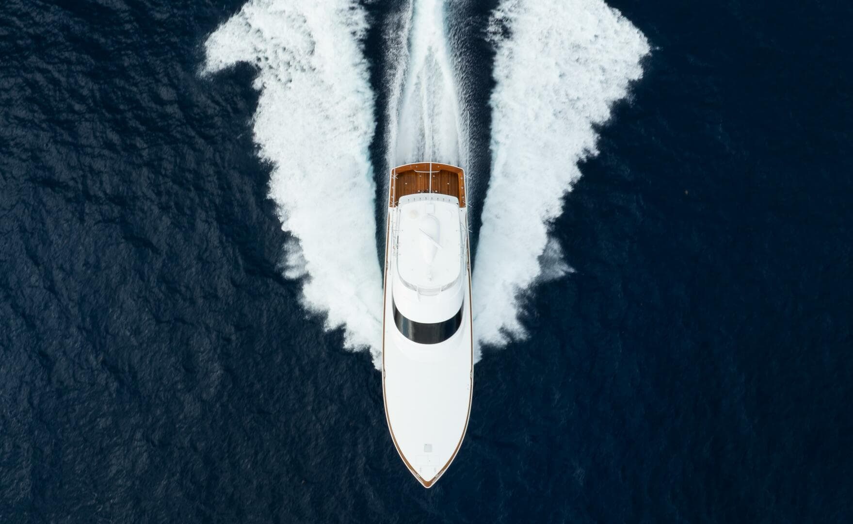 2024 Viking 68 Convertible — photo 68