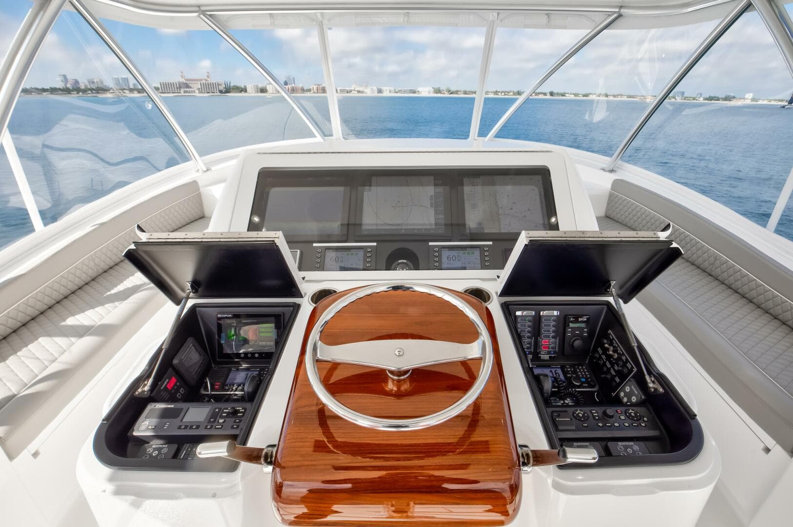 2024 Viking 68 Convertible — photo 48