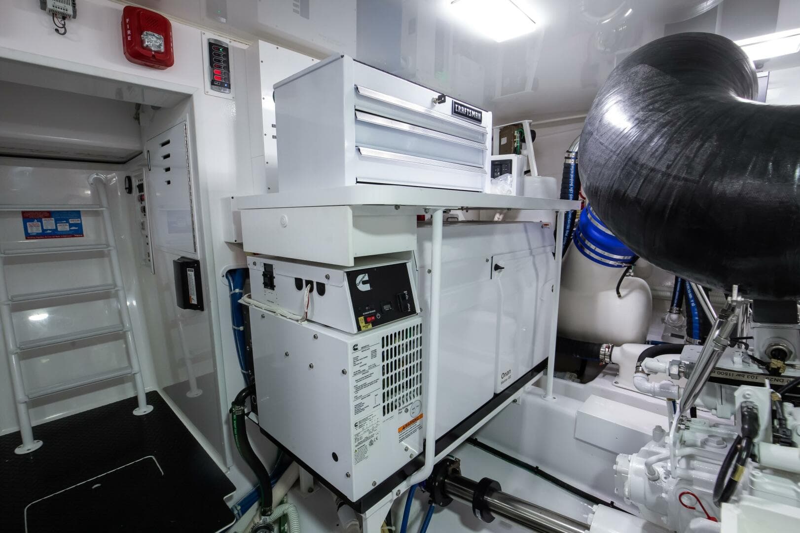 2024 Viking 68 Convertible — photo 57