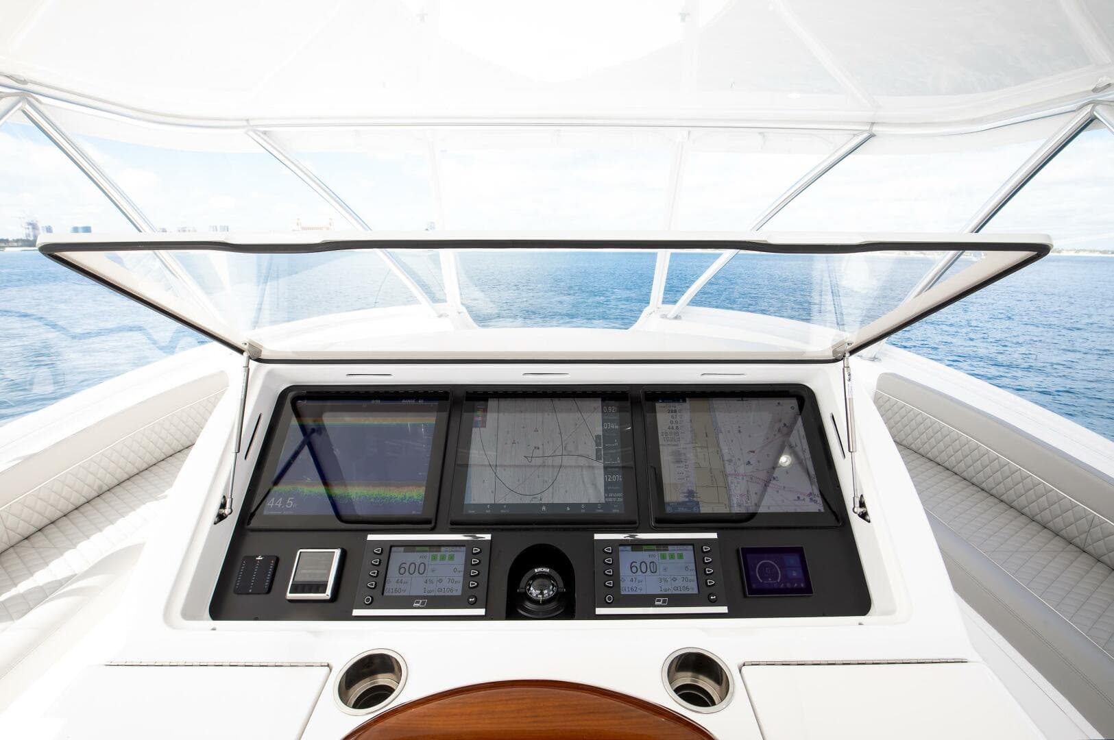 2024 Viking 68 Convertible — photo 45