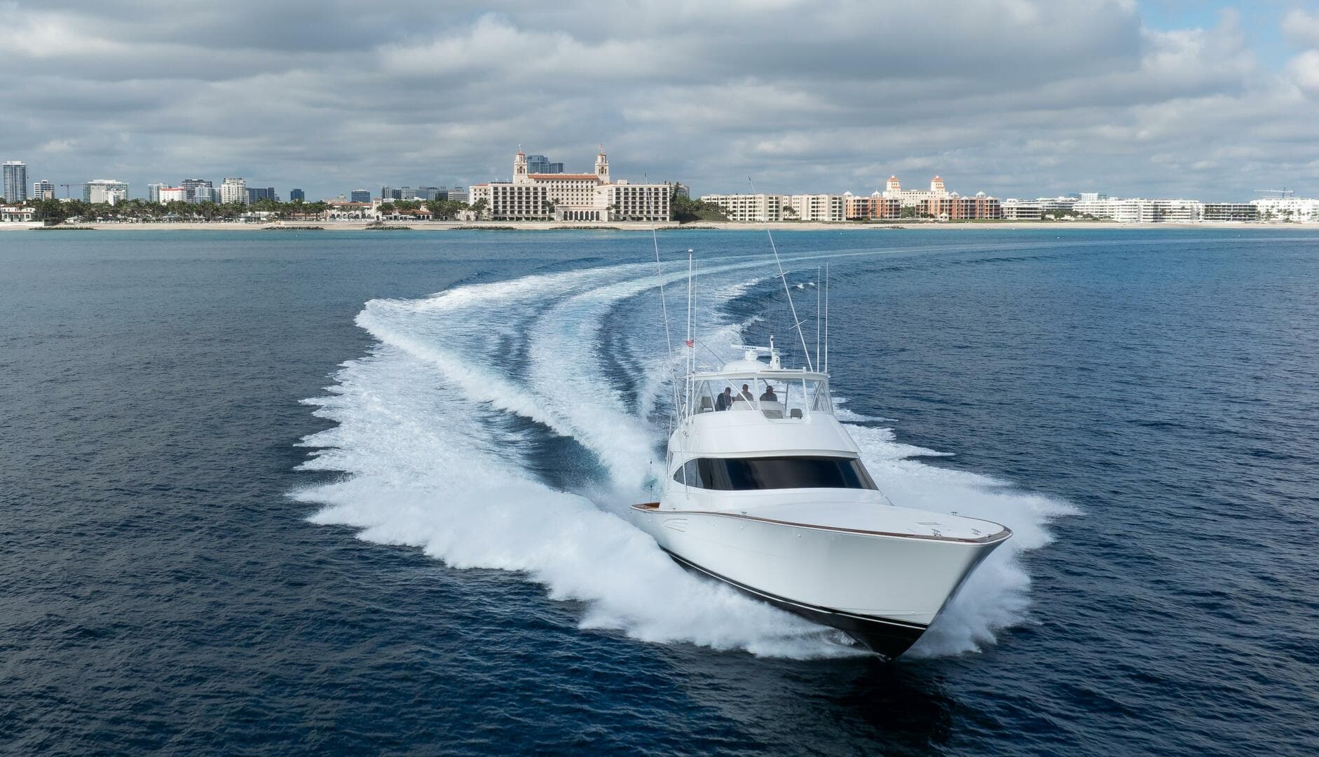 2024 Viking 68 Convertible — photo 61