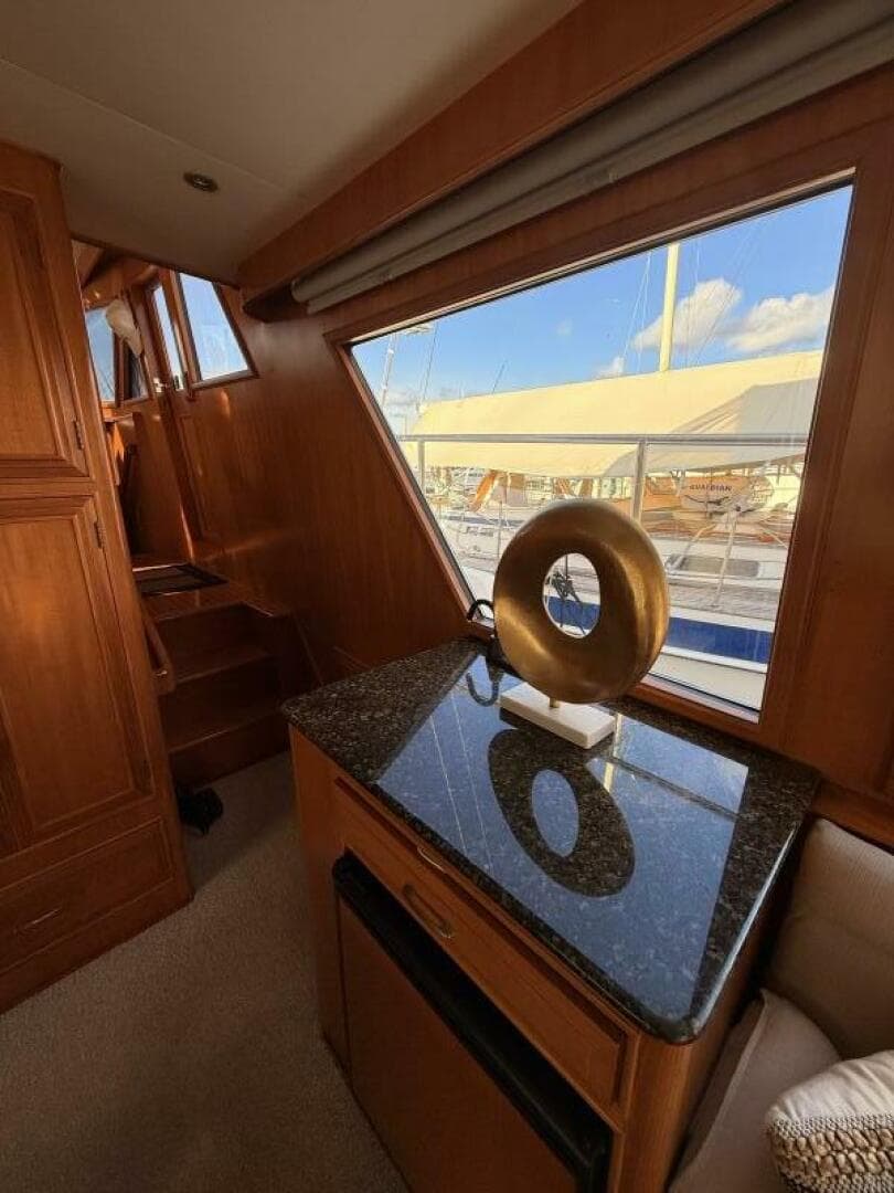 1997 Ocean Alexander 486 Pilothouse — photo 7