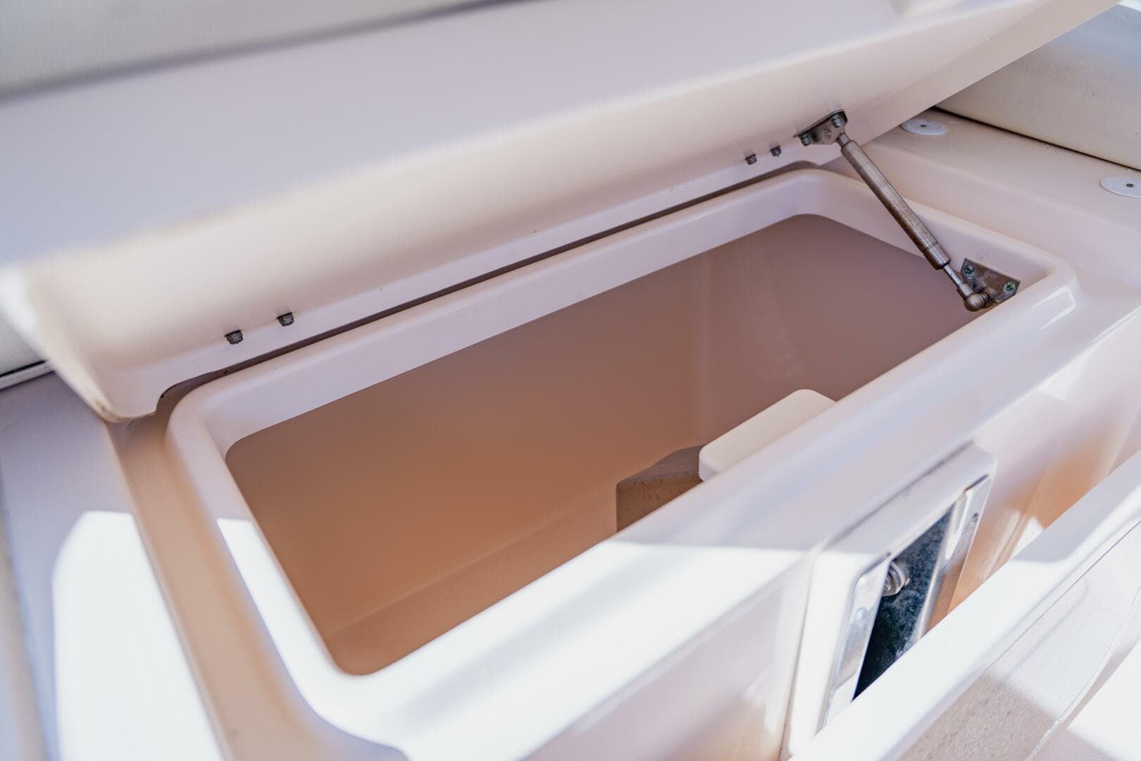 2013 Grady-White 335 Freedom — photo 34