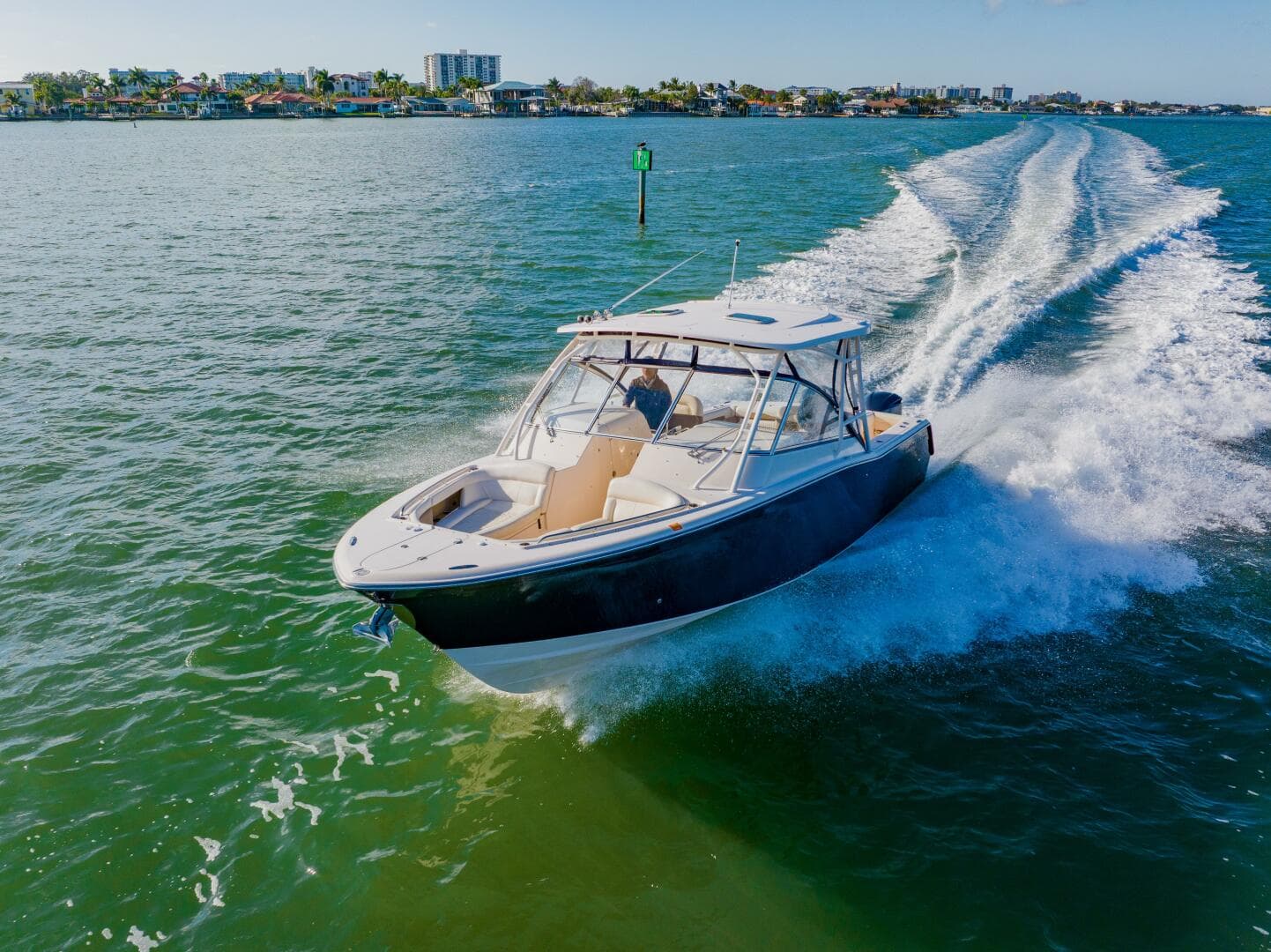 2013 Grady-White 335 Freedom — photo 17
