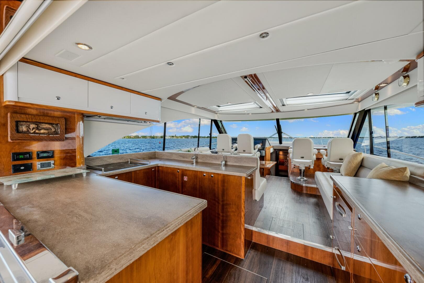 2015 Riviera 565 Suv — photo 61