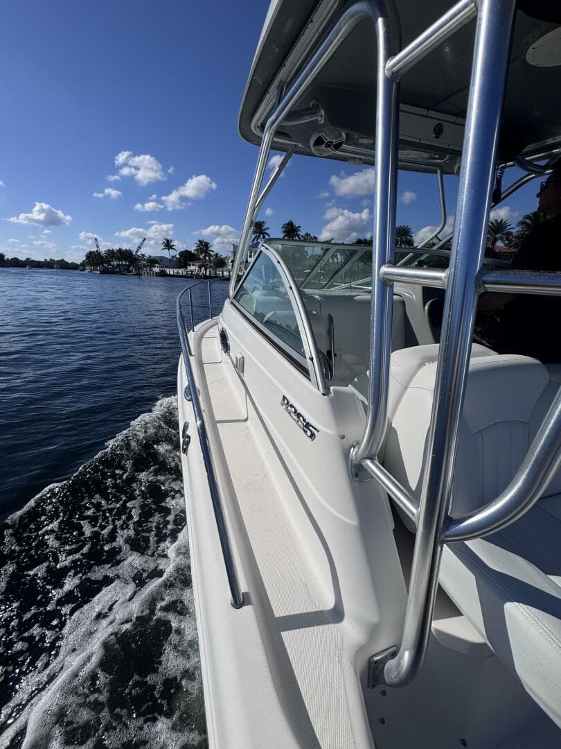2014 Robalo R265 — photo 21
