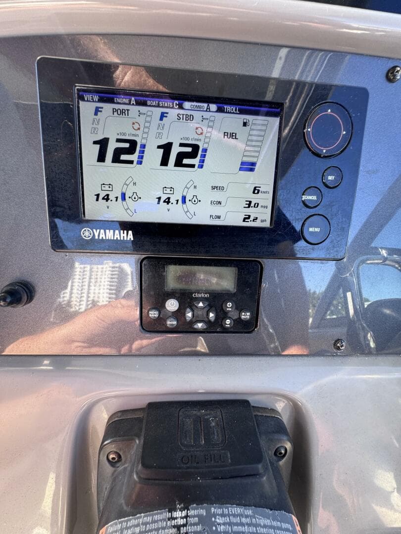 2014 Robalo R265 — photo 35