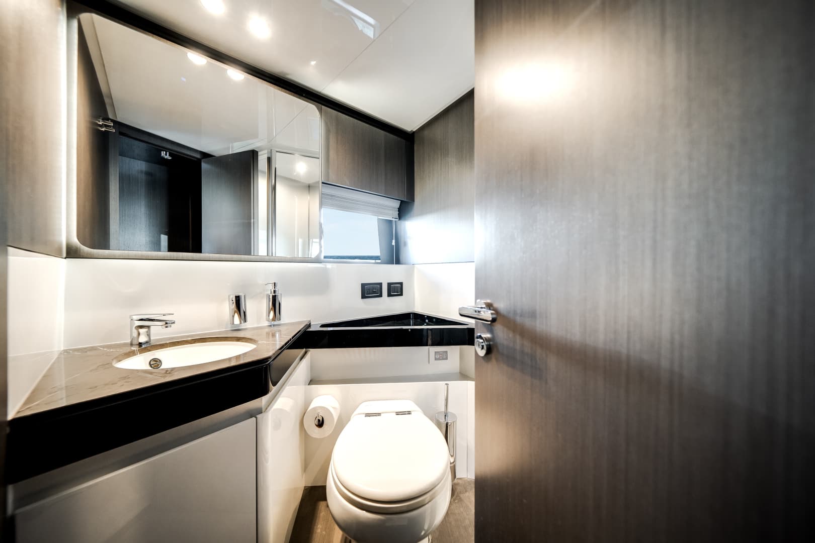 2022 Azimut S7 — photo 19