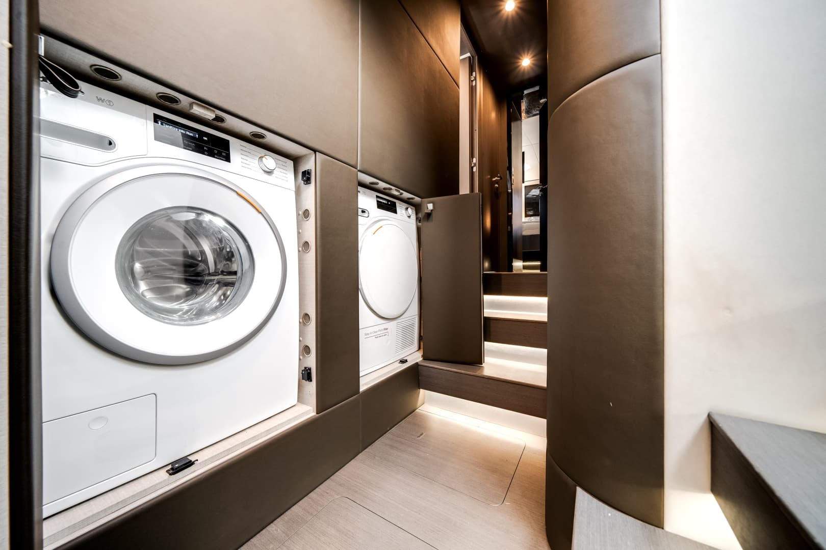 2022 Azimut S7 — photo 37