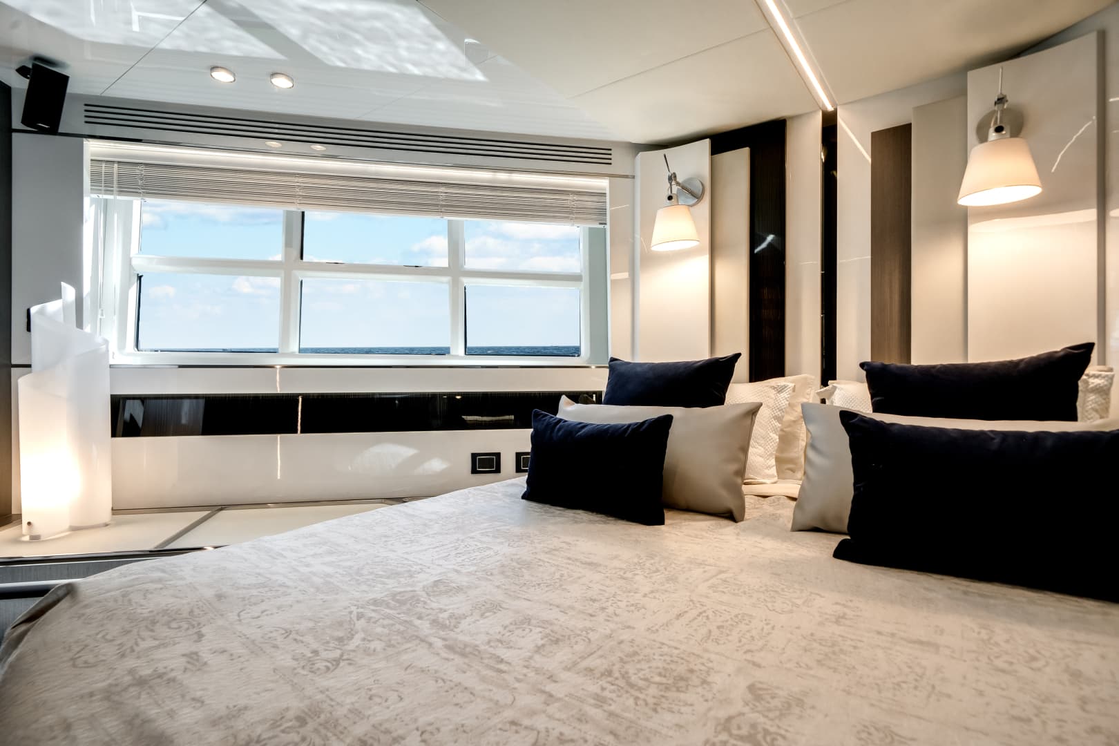 2022 Azimut S7 — photo 30