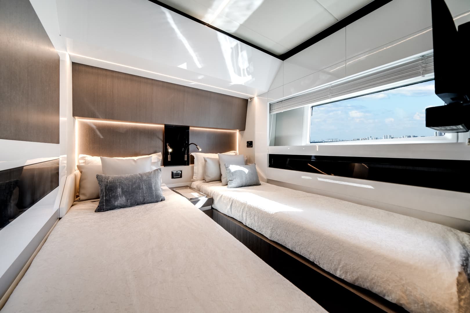 2022 Azimut S7 — photo 23