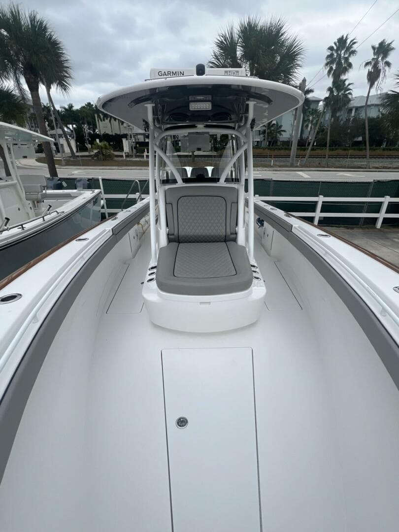 2016 Valhalla Boatworks V-33 — photo 23