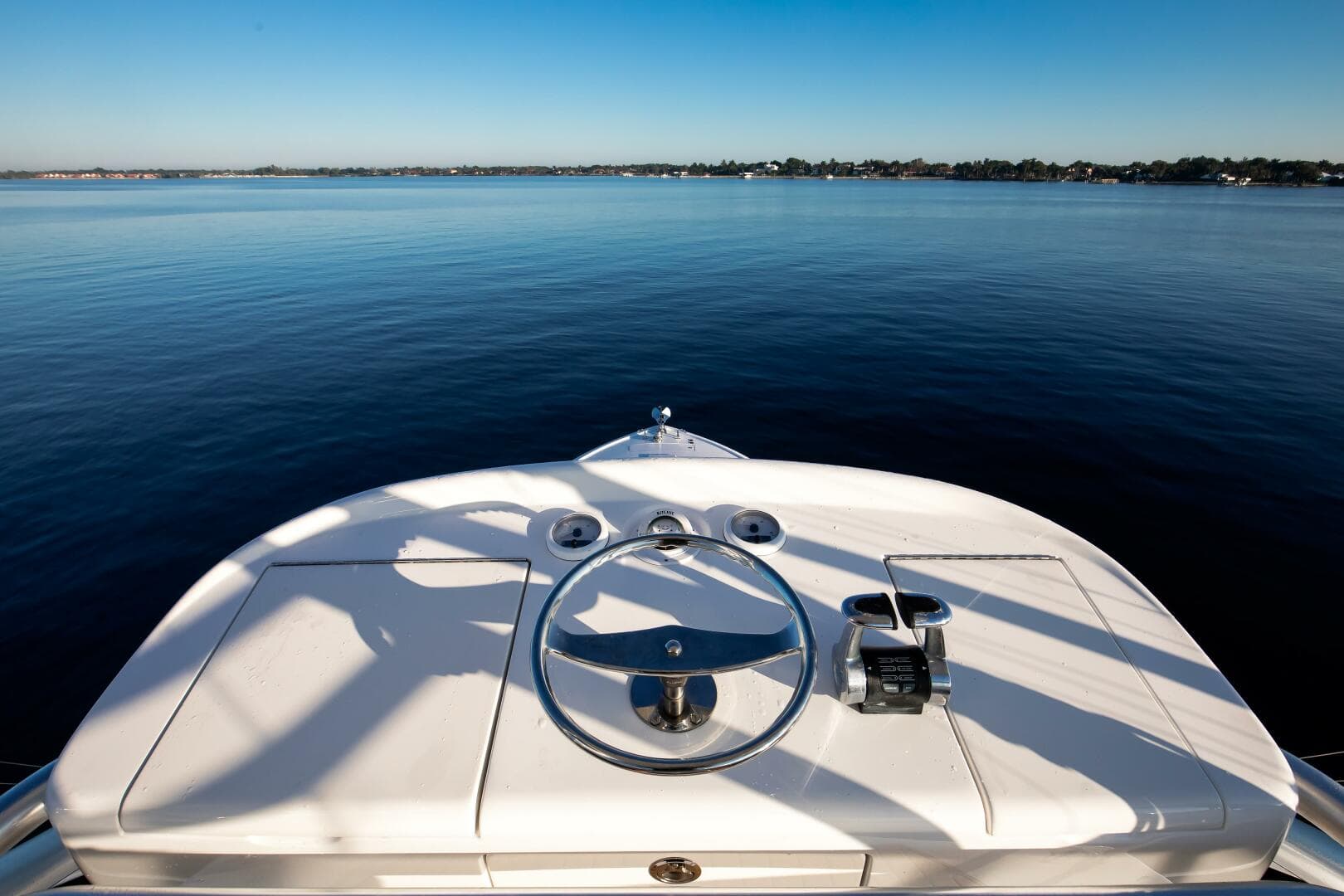 2016 Viking 52 Sport Tower — photo 9