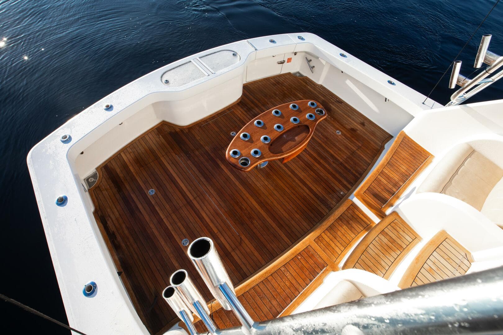 2016 Viking 52 Sport Tower — photo 14