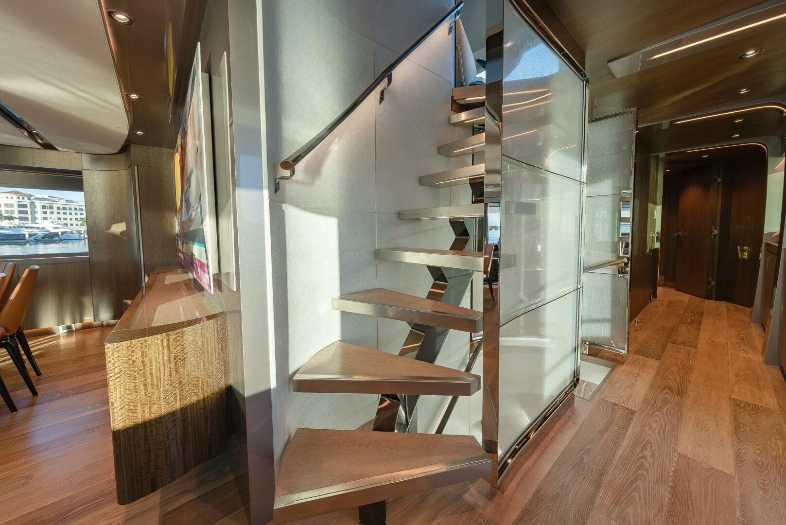 2018 Westport Raised Pilothouse — photo 7