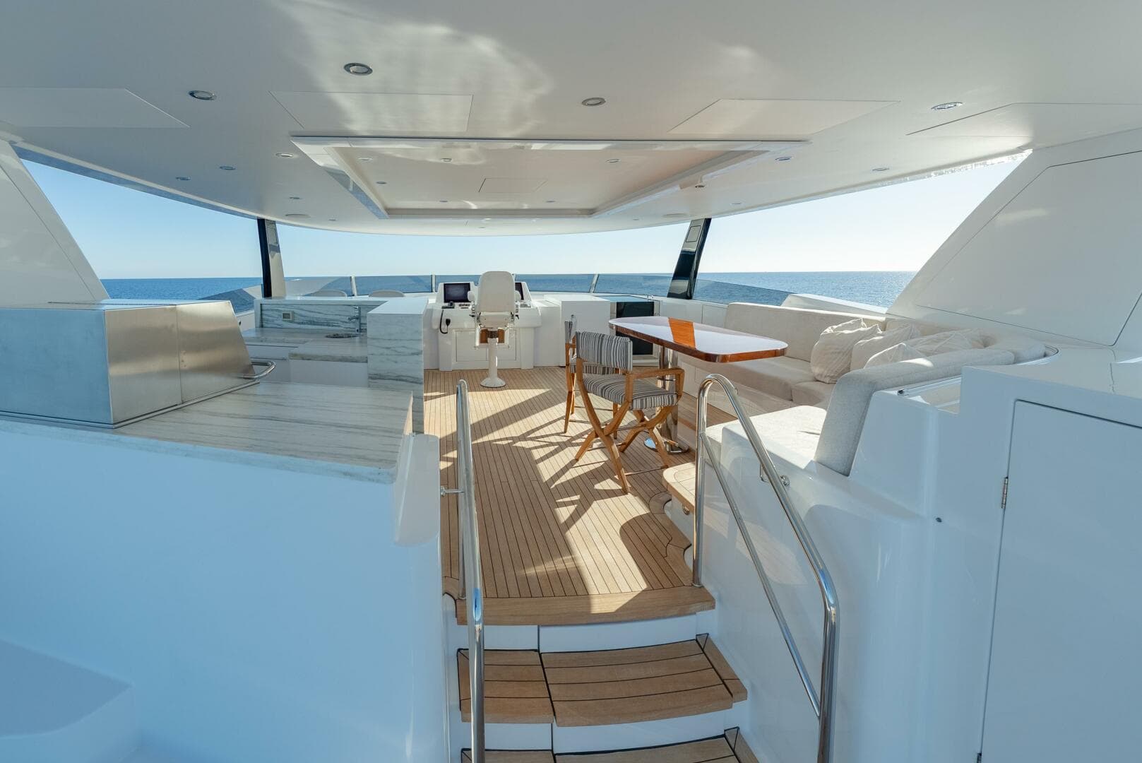 2018 Westport Raised Pilothouse — photo 33