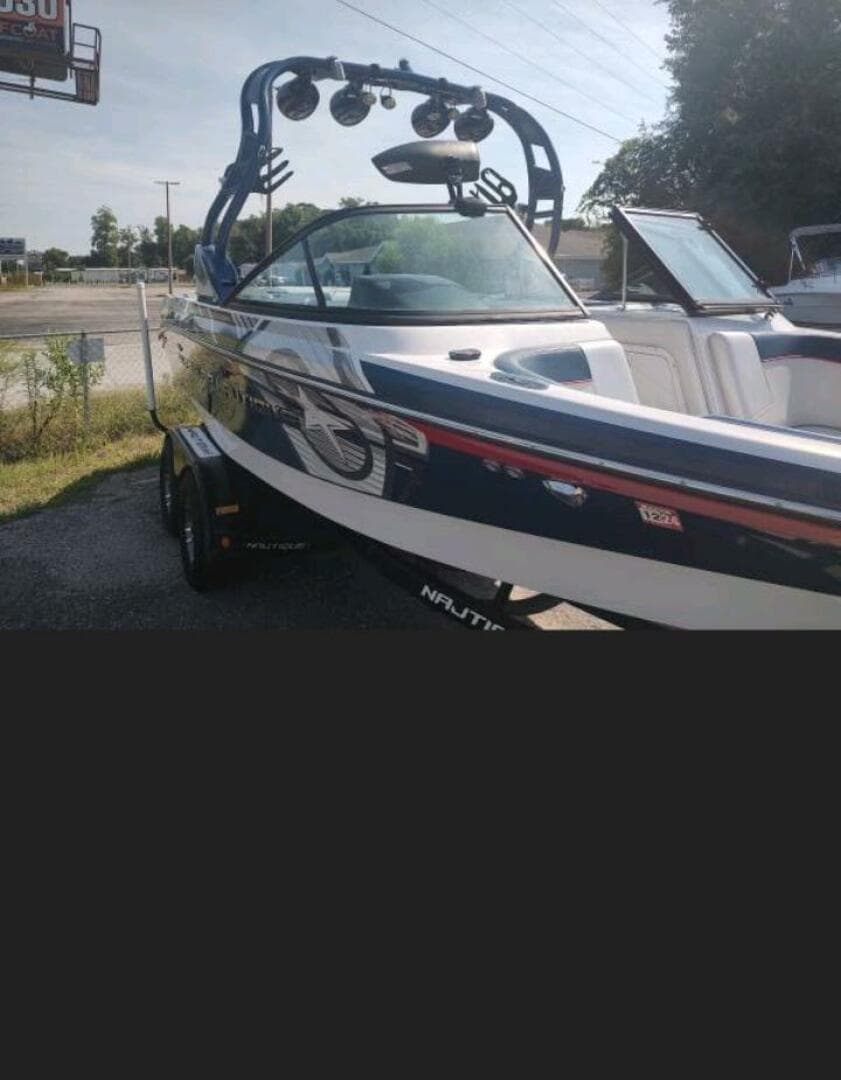 2013 Nautique — photo 2
