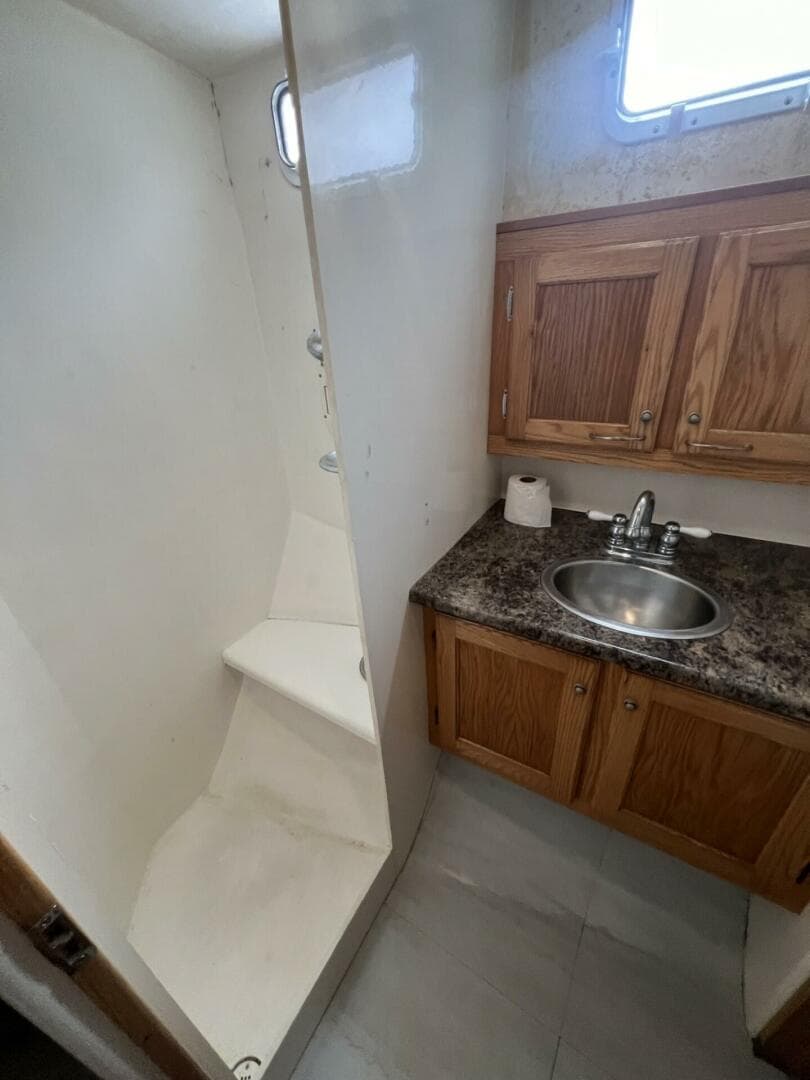 2006 Provincial Lobster — photo 22