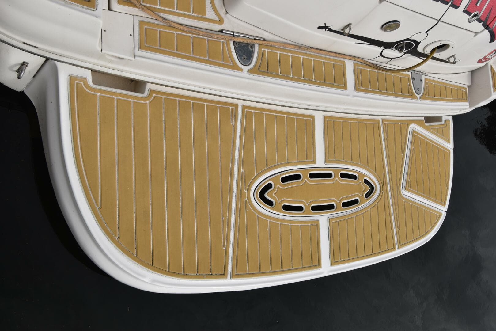 2006 Sea Ray 320 Sundancer — photo 9