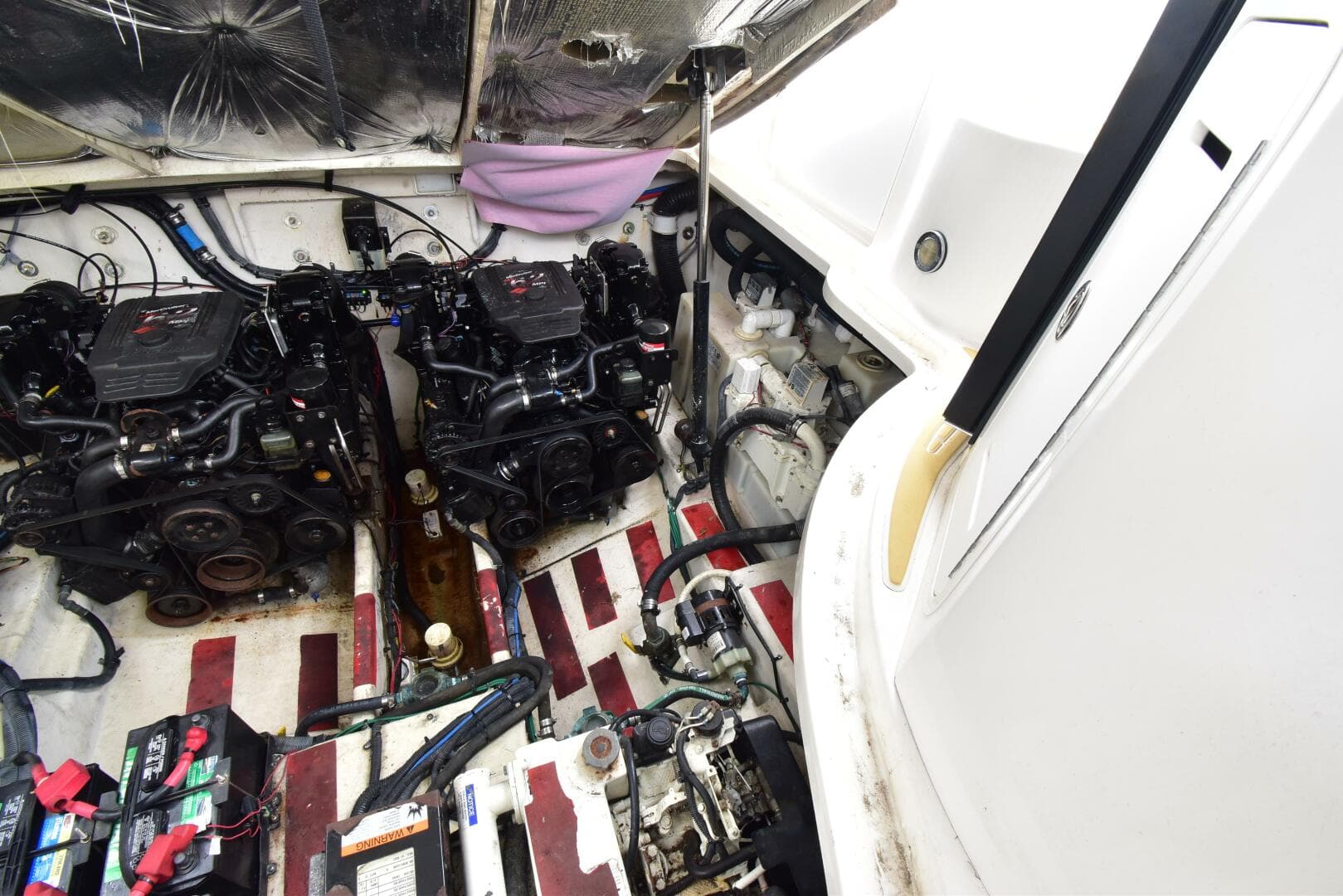 2006 Sea Ray 320 Sundancer — photo 17