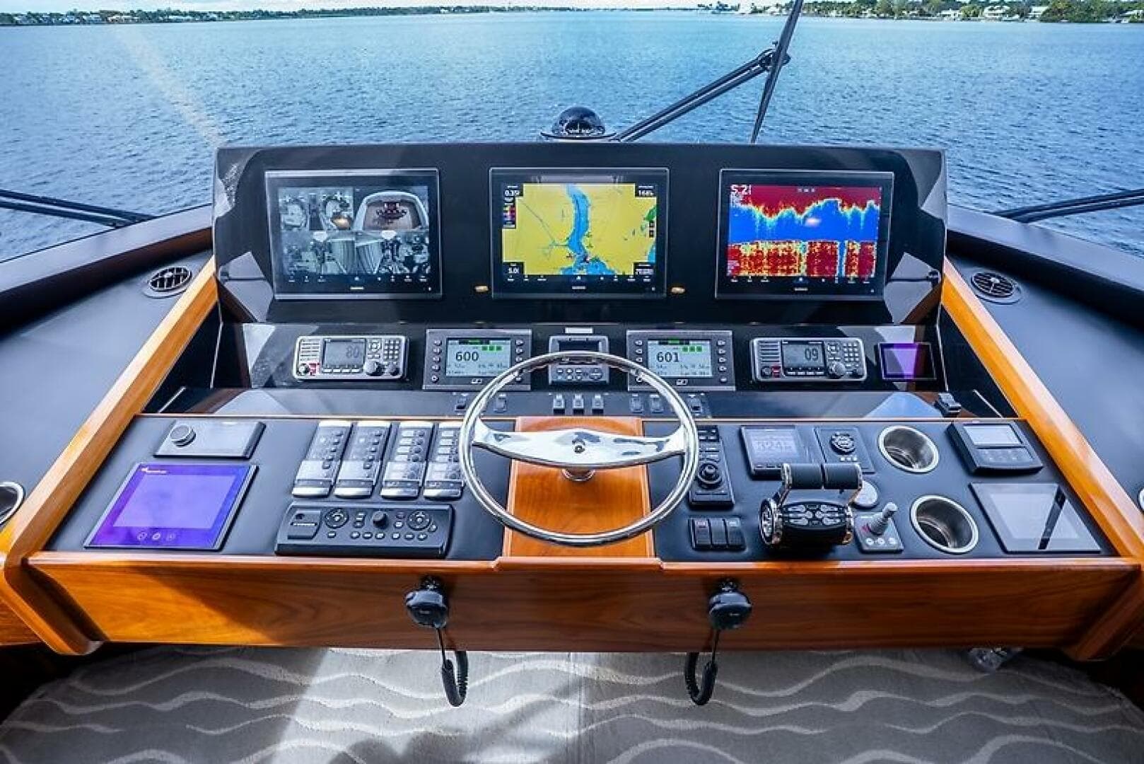 2019 Viking 68 Enclosed Bridge — photo 58