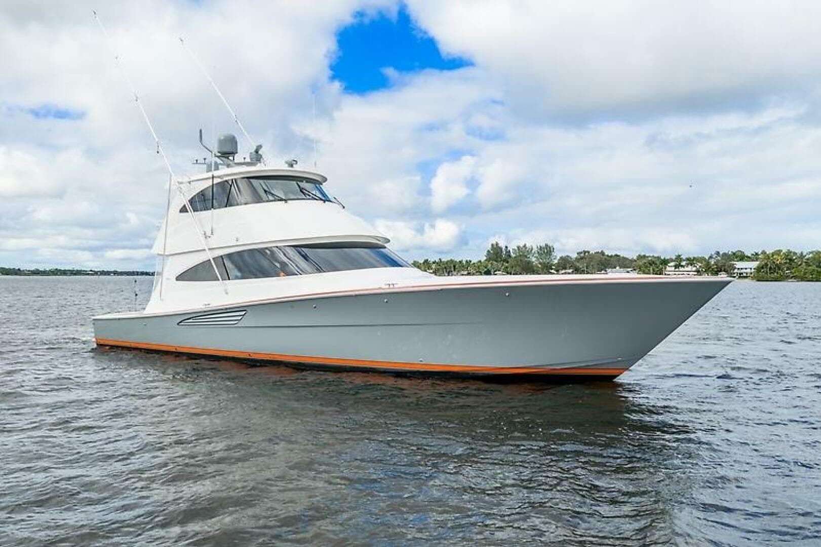 2019 Viking 68 Enclosed Bridge — photo 81