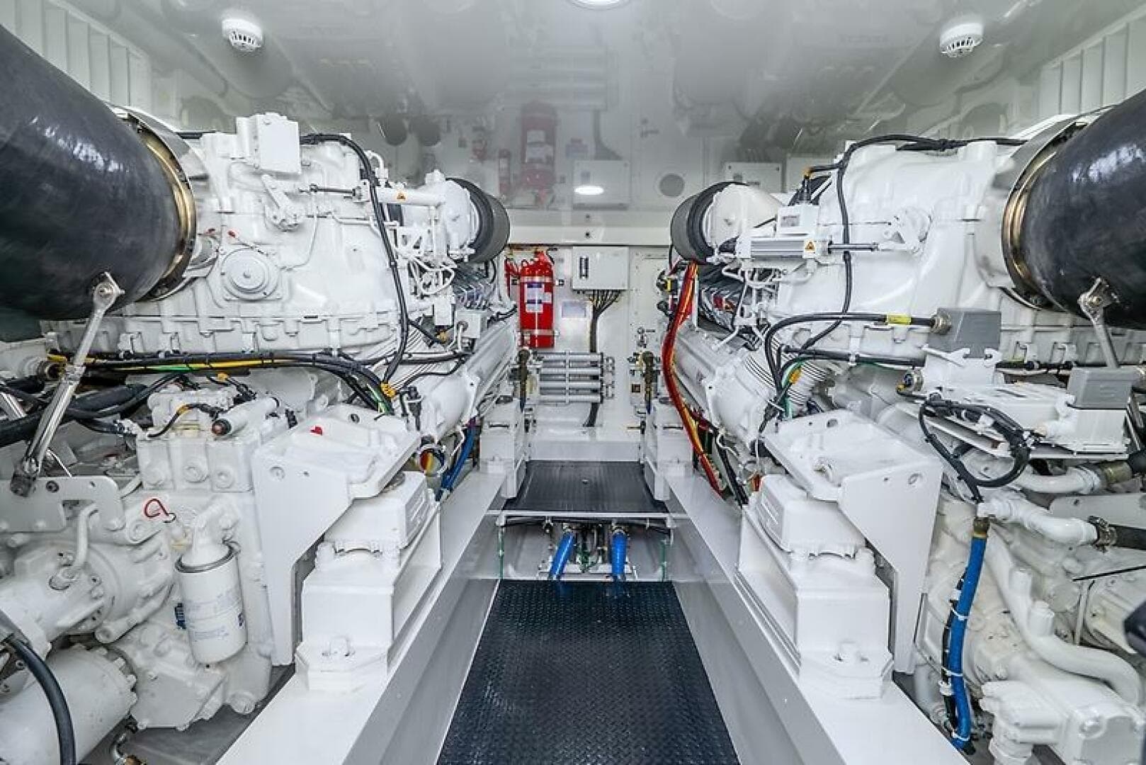 2019 Viking 68 Enclosed Bridge — photo 20