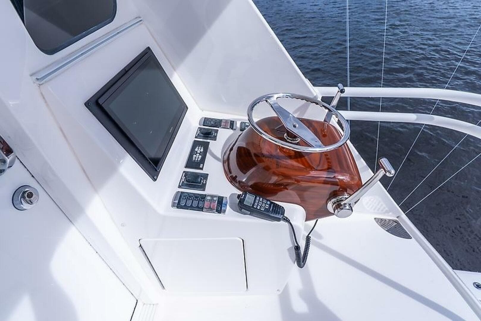 2019 Viking 68 Enclosed Bridge — photo 63