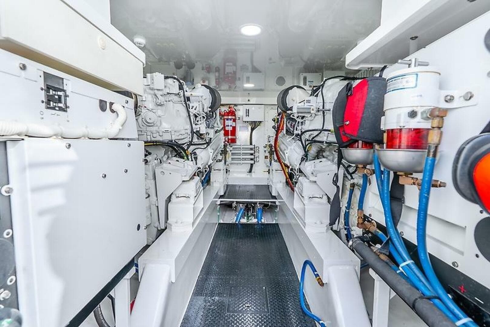 2019 Viking 68 Enclosed Bridge — photo 21