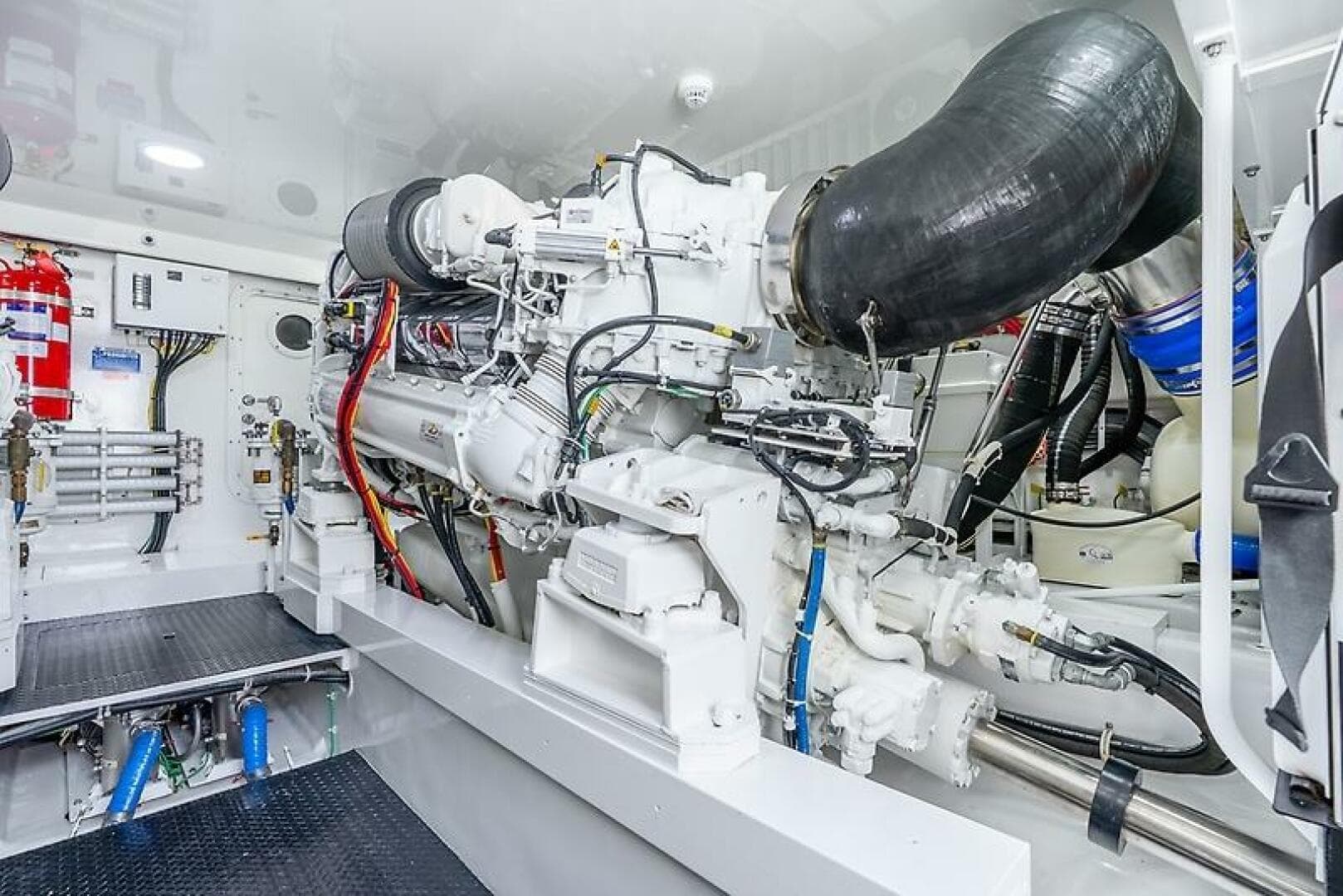 2019 Viking 68 Enclosed Bridge — photo 24