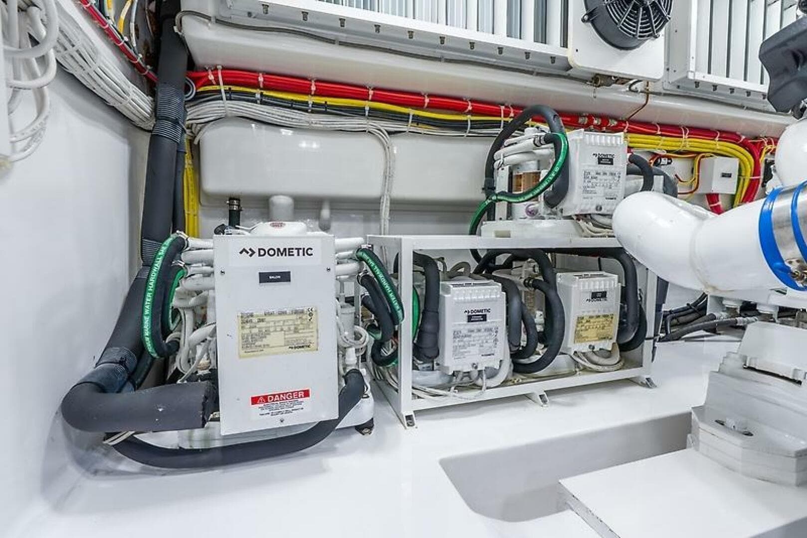 2019 Viking 68 Enclosed Bridge — photo 29