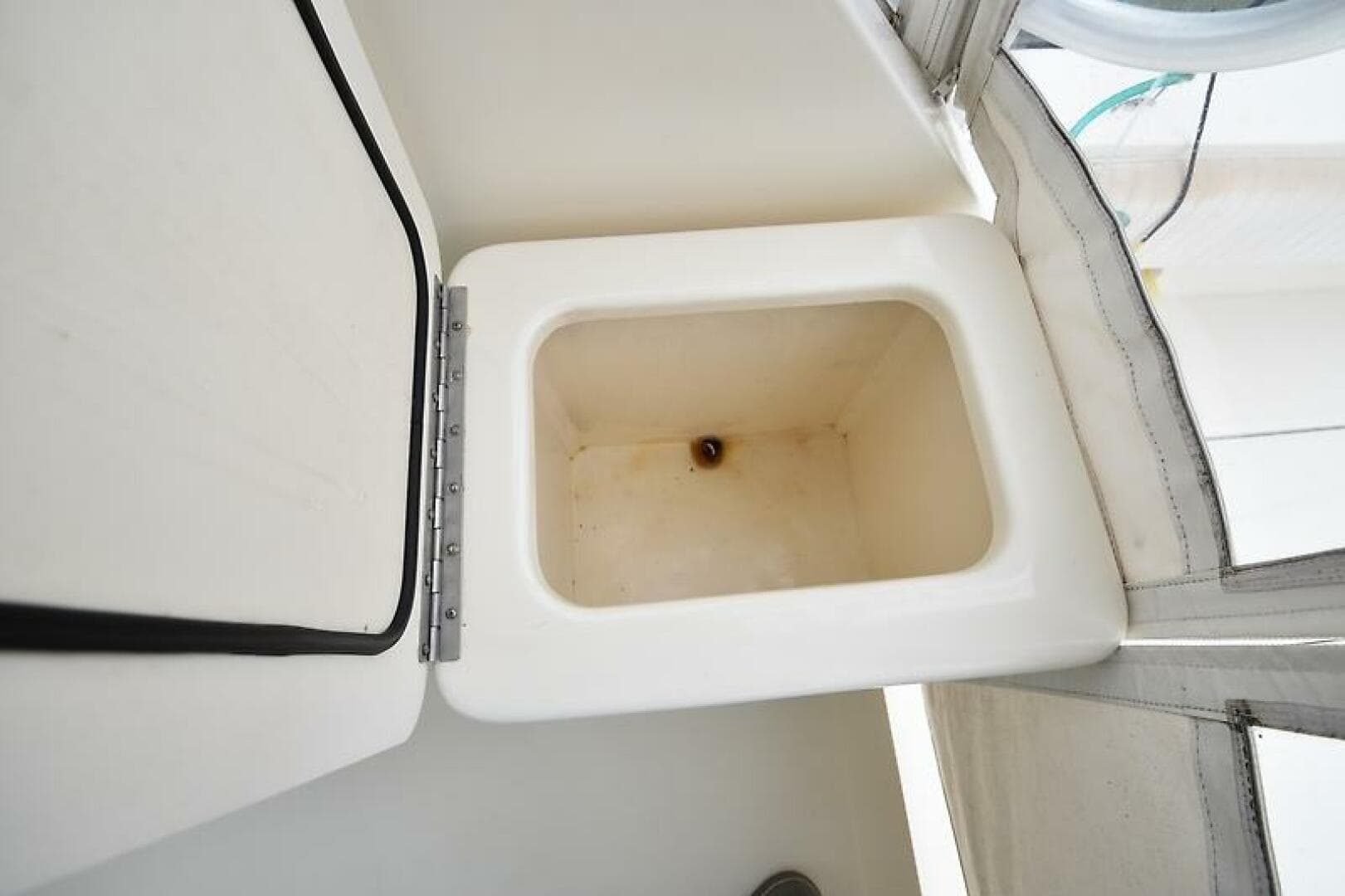 2007 Carolina Classic 28 Express — photo 12