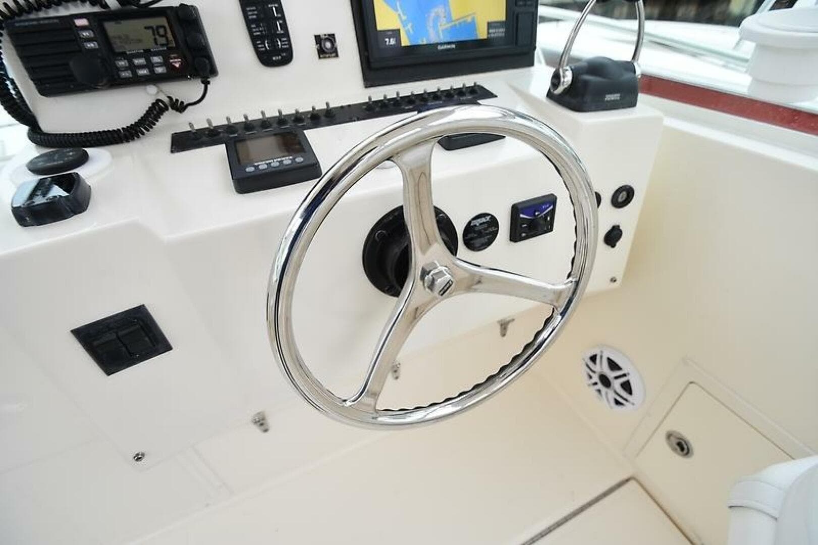 2007 Carolina Classic 28 Express — photo 26