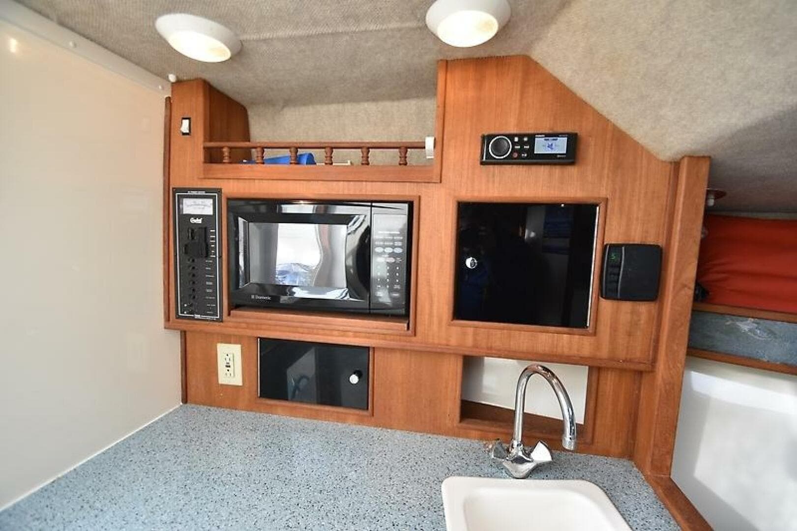 2007 Carolina Classic 28 Express — photo 70