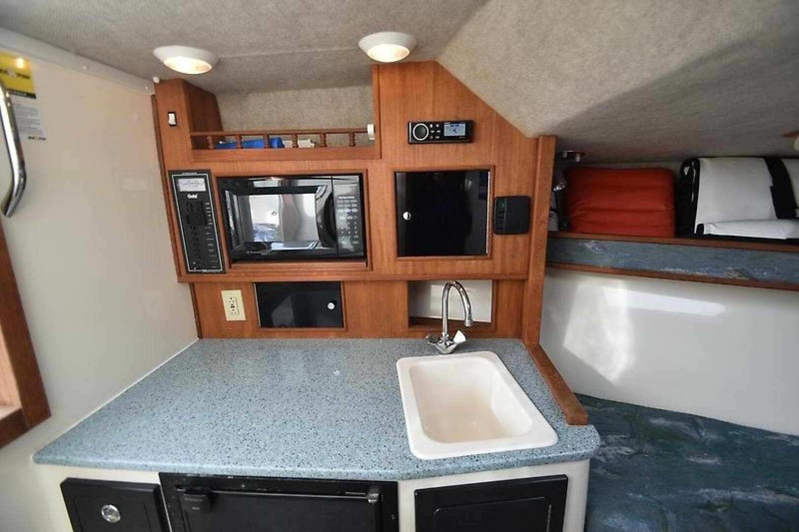 2007 Carolina Classic 28 Express — photo 68