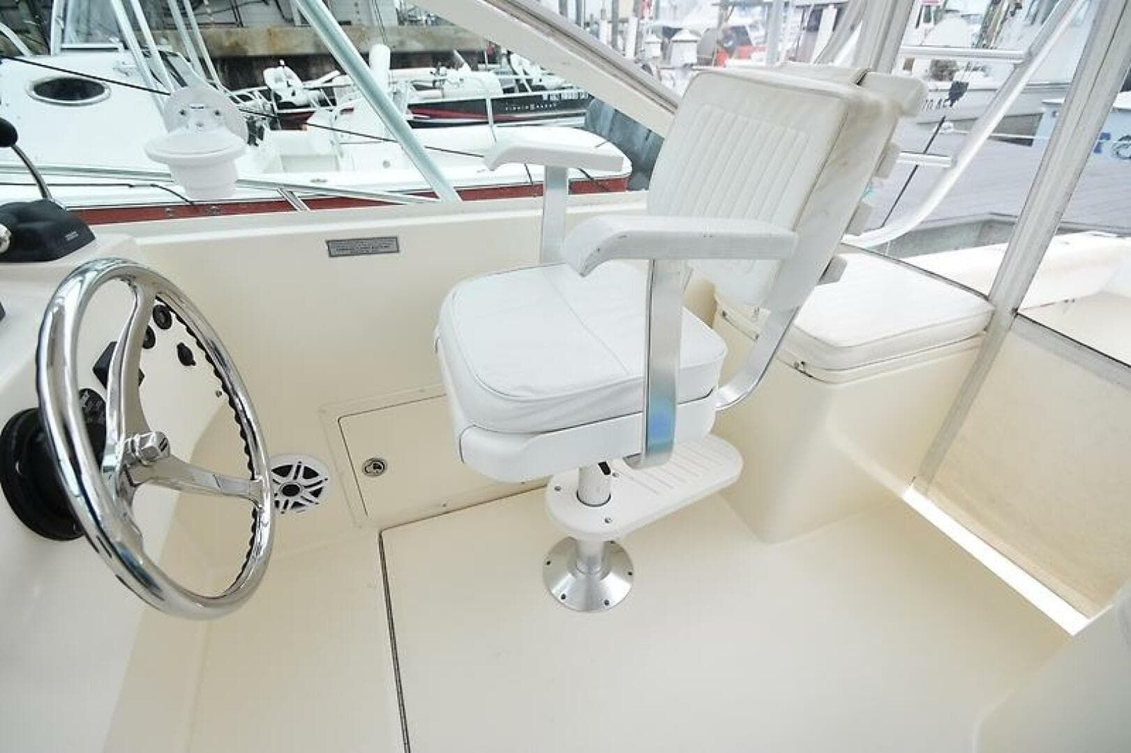 2007 Carolina Classic 28 Express — photo 11