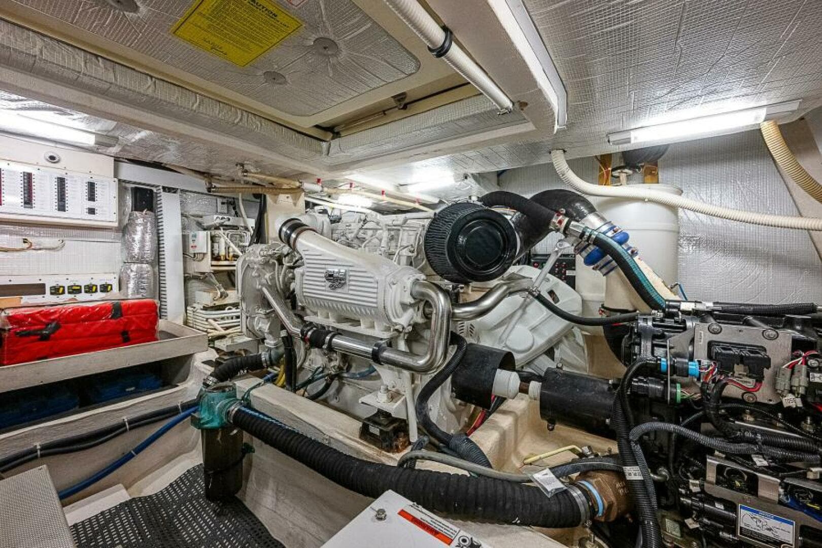 2012 Sabre 48 Salon Express — photo 74