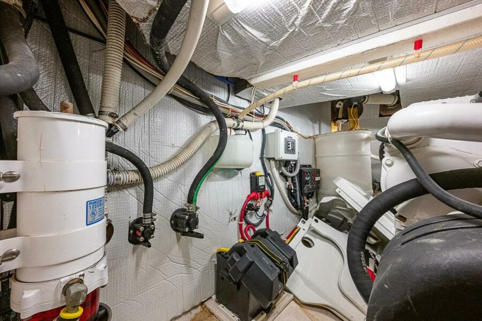 2012 Sabre 48 Salon Express — photo 79