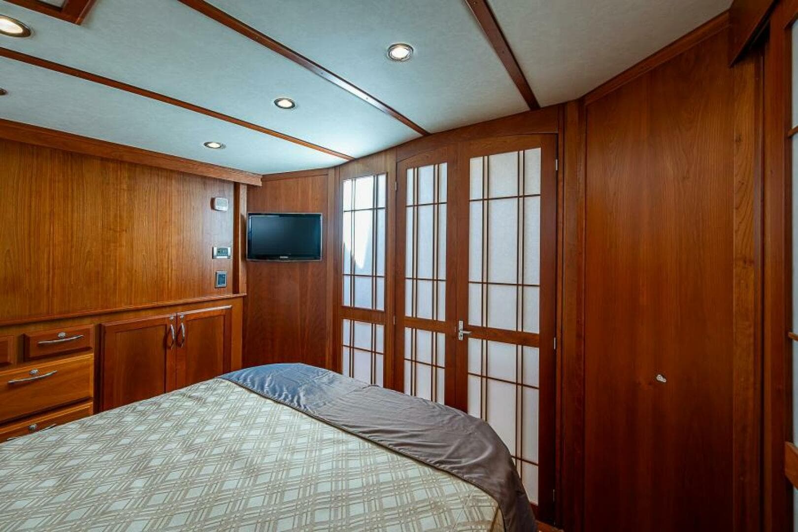 2012 Sabre 48 Salon Express — photo 58