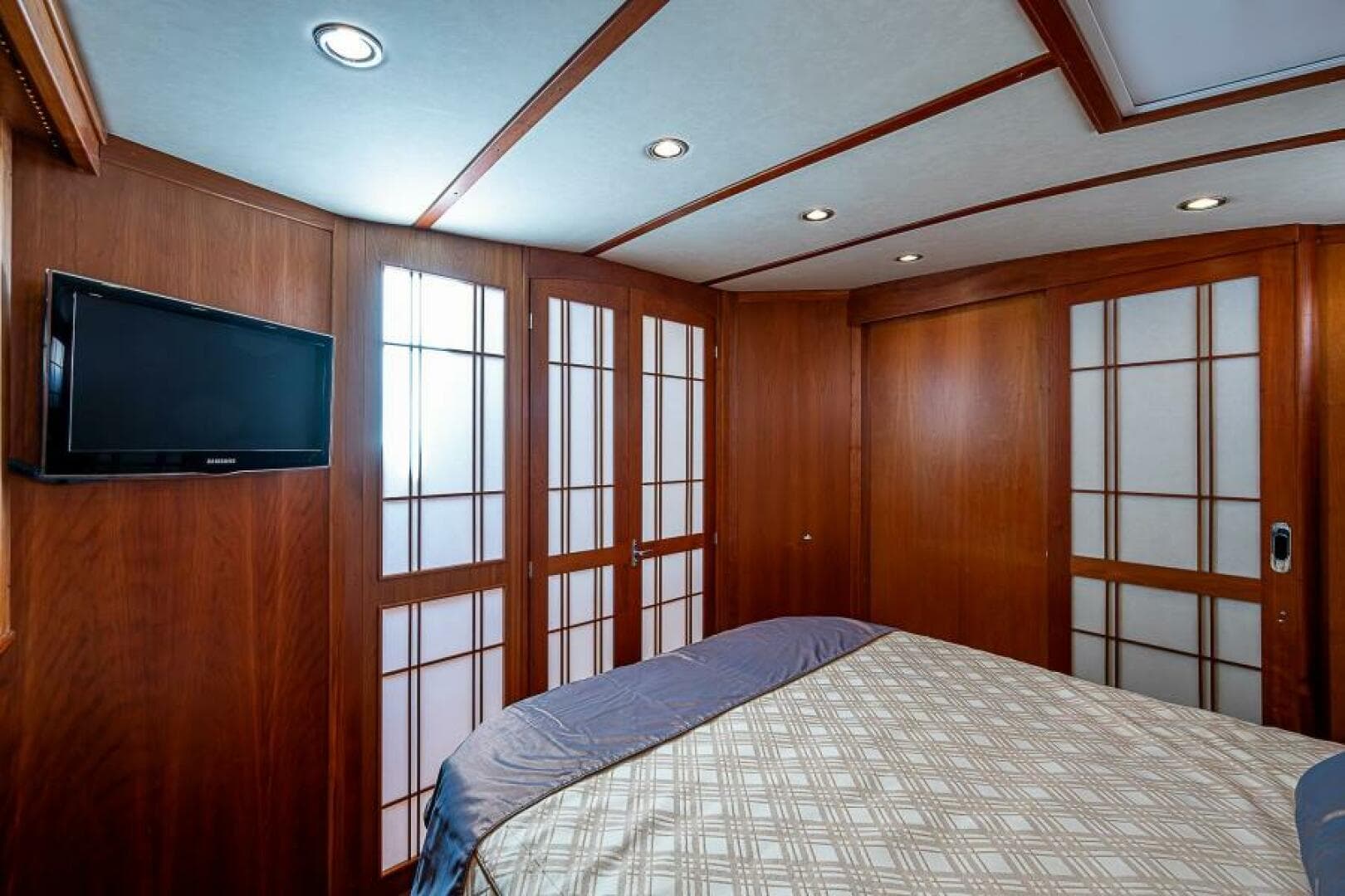 2012 Sabre 48 Salon Express — photo 59