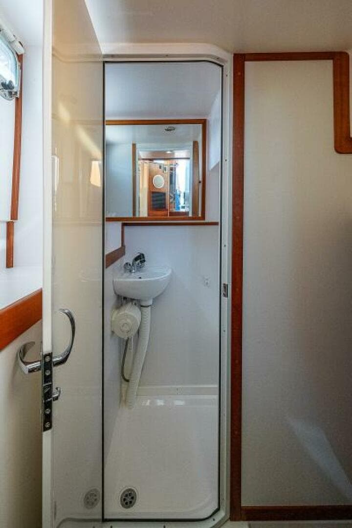 2012 Sabre 48 Salon Express — photo 70